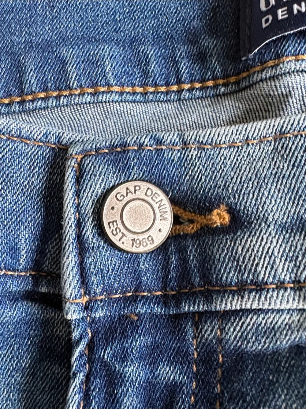 GAP Women's Blue‎ Washed Bootcut Jeans
